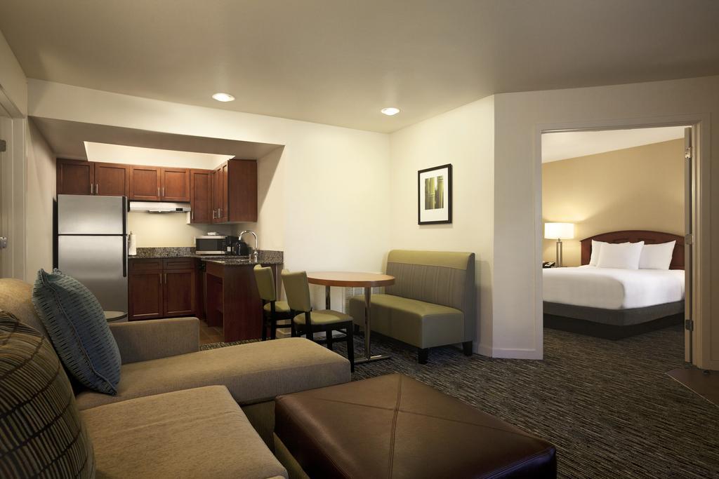 Hyatt House Pleasanton Hotell Rum bild